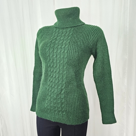 Vintage Yves Saint Laurent Wool/Mohair Green Turtleneck Cable Knit Sweater Small - Picture 1 of 7